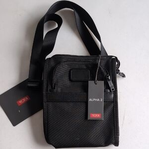 Tumi Alpha 2 Black Compact Messenger Bag